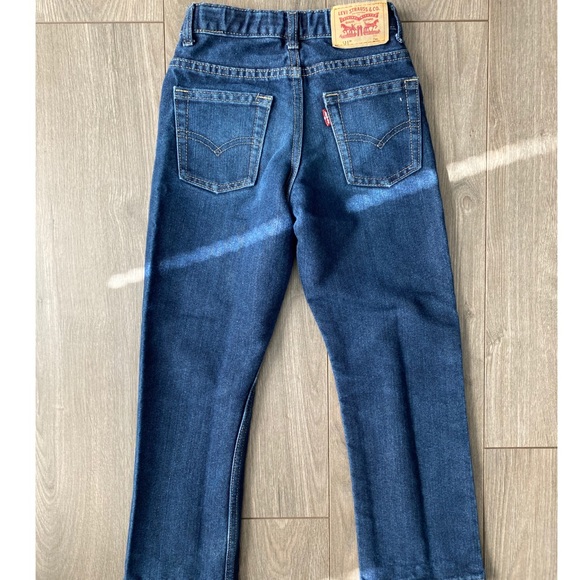Levi’s Distressed Jeans - Picture 2 of 3